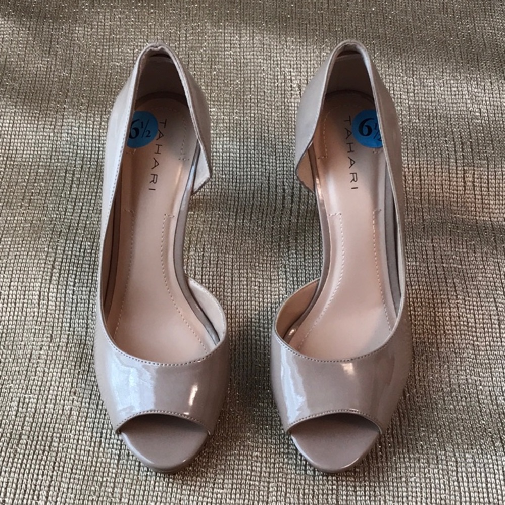New Tahari Heeled Sandal, Nude